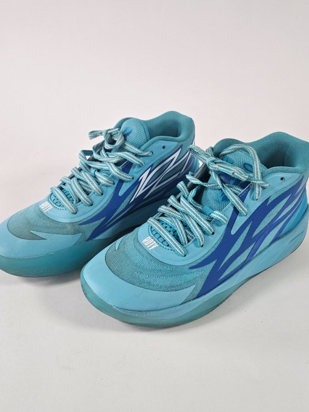 Puma MB.02 ROTY Men’s Sz 8.5 Rookie of the Year Blue Basketball Shoes Sneakers